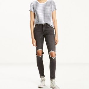 Levi’s 721 High Rise Skinny Jeans / Washed Black